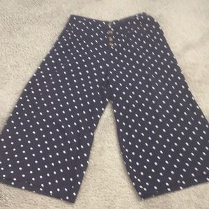 American Eagle wide leg cropped pants.Size M,can use for L